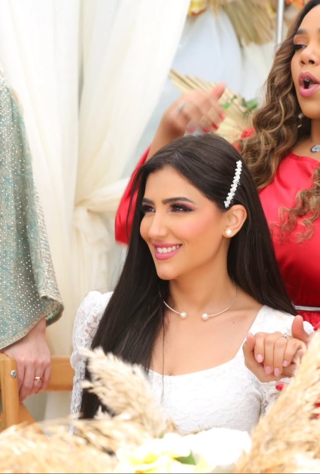 مي عمر في الحلقة الأخيرة من مسلسل "إش إش"