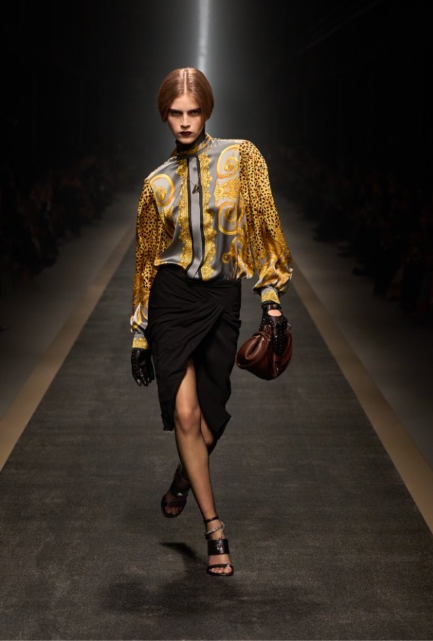 مجموعة Versace خريف – شتاء 2025