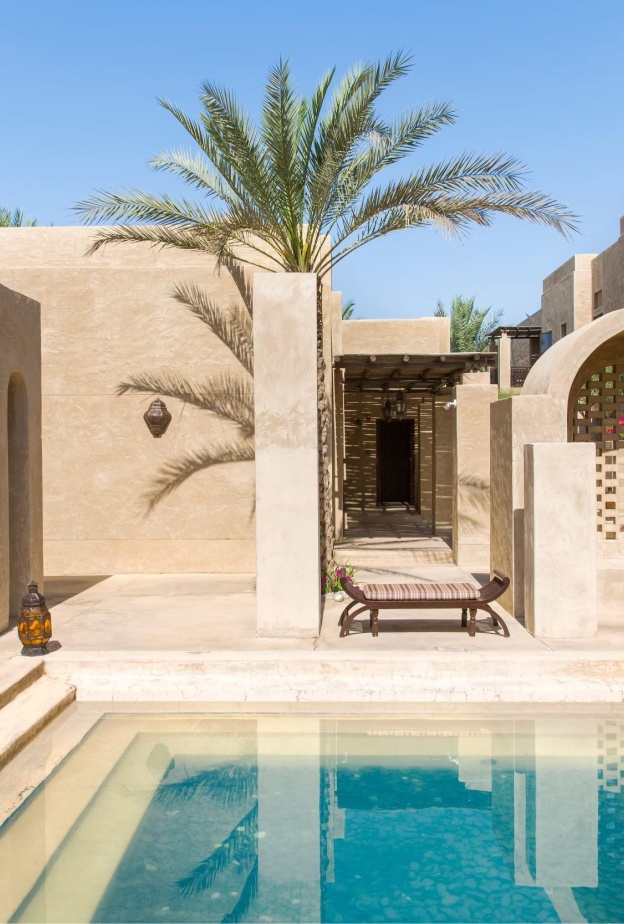أجمل تجارب السفر الفاخر في 2025 الصورة من Bab Al Shams