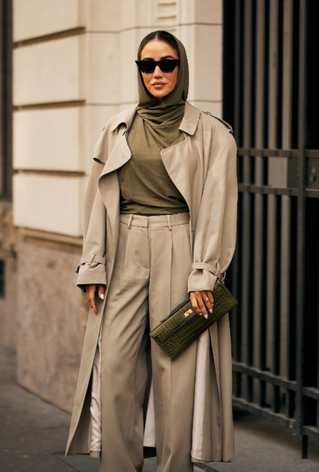 كيفية مزج الموضة الفاخرة مع الملابس العصرية نصائح من خبيرة أزياء هي الخاصة