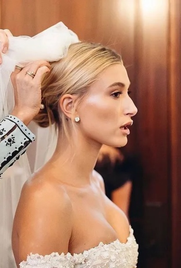 تصفيفة زفاف هايلي بيبر Hailey Bieber