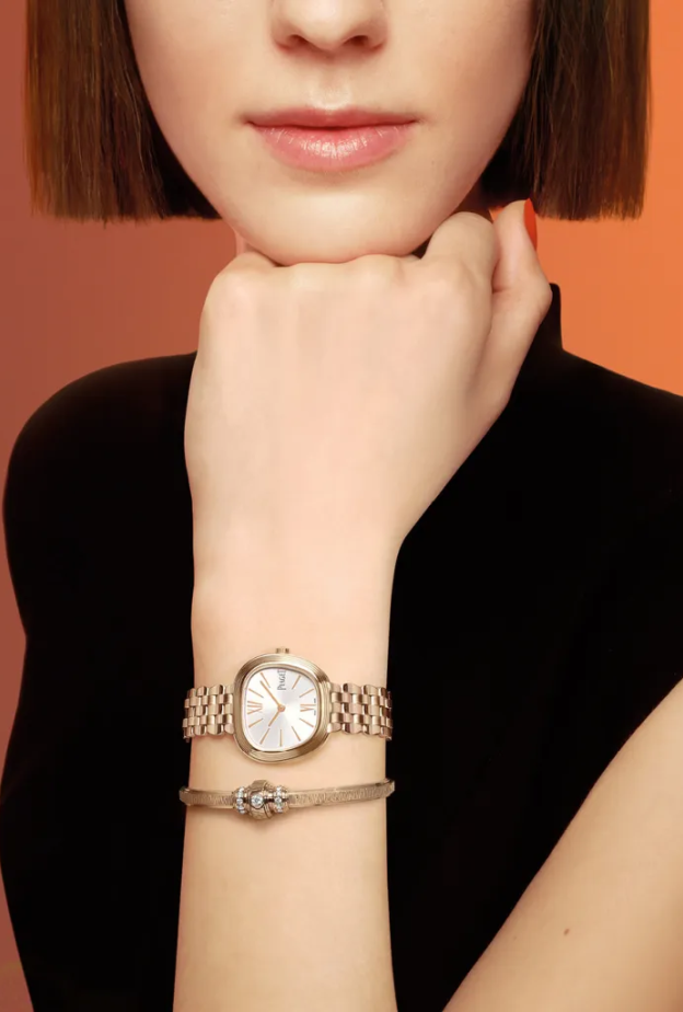 ساعات بياجيه تتألق في معرض الساعات والعجائب 2025