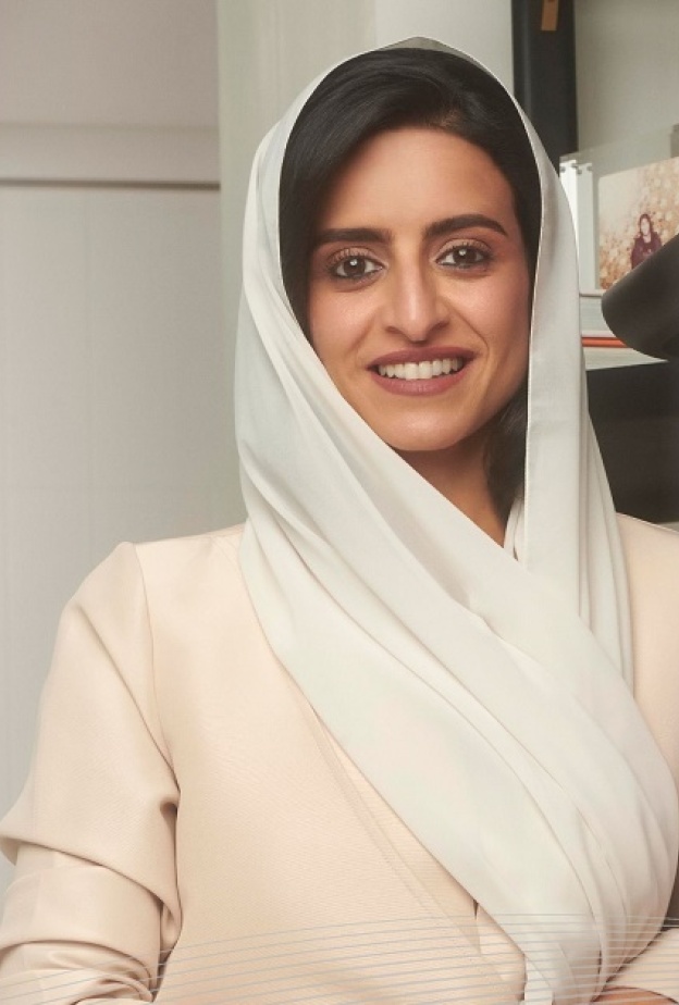 شيخة ناصر النويس أول إماراتية تترشح لمنصب أمين عام منظمة الأمم المتحدة للسياحة - الصورة من وام