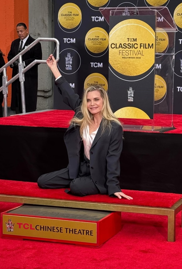 ميشيل فايفر