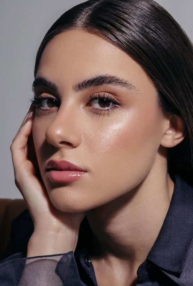 الفنانة اندريا طايع صورة من انستغرامها