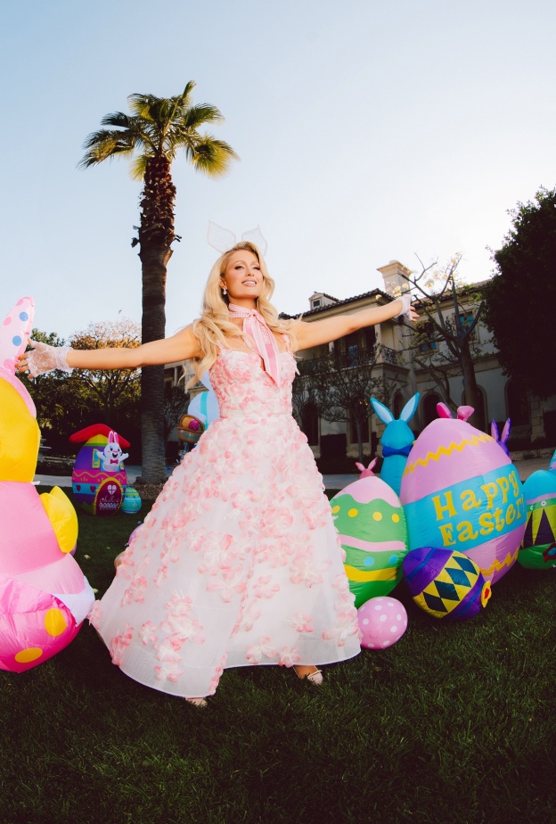 باريس هيلتون 