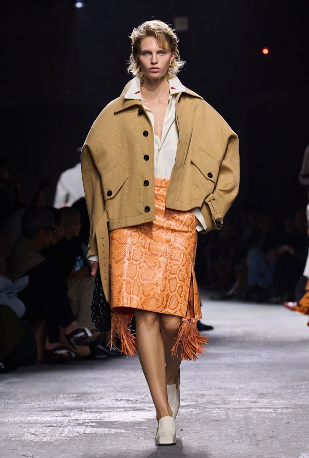 إطلالة من Bottega Veneta