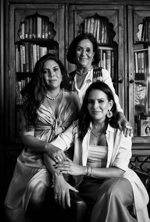 حلّي عزّة فهمي تعلن عن انتقال معرضها في لندن إلى بيرلينغتون أركيد الشهير: فصل جديد لتجربة ملهمة