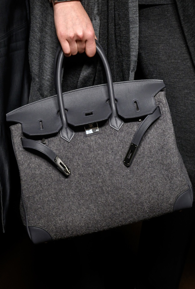 حقيبة Hermès... رمزٌ لفن الصناعة الفرنسية والحرفية التي لا تتكرر 