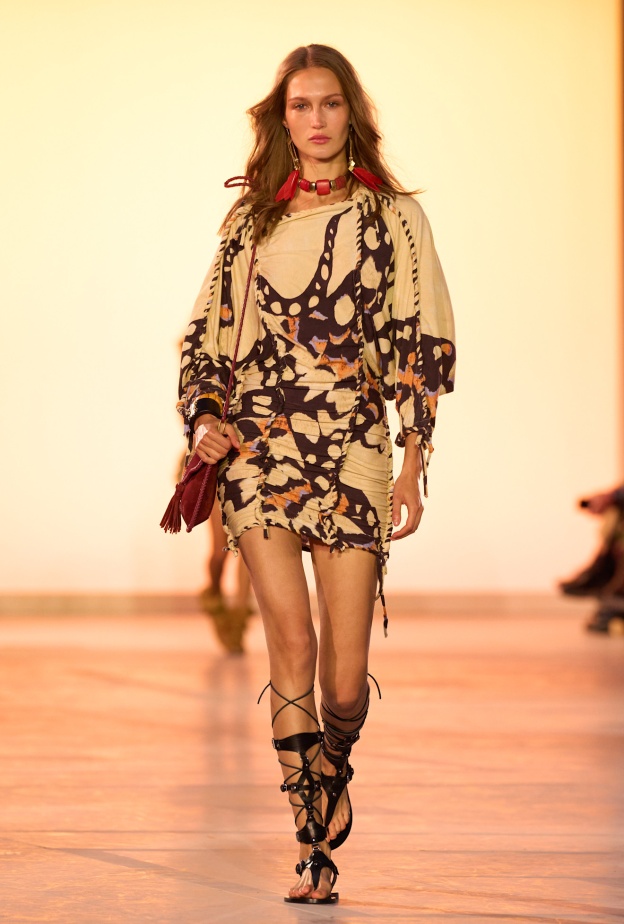 إطلالة من Isabel Marant