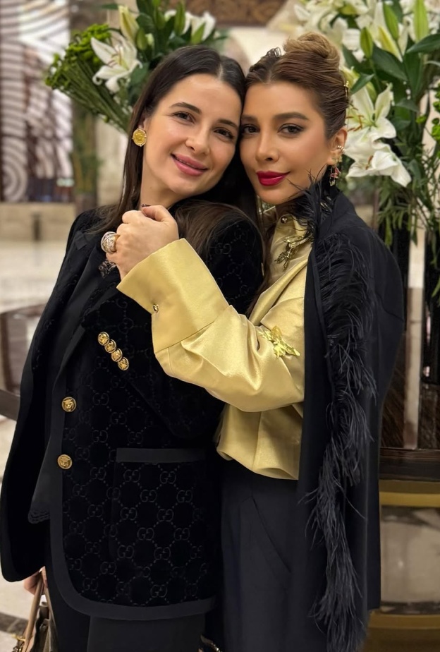 شام الذهبي ووالدتها