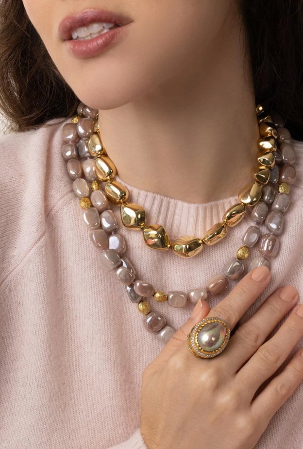 VICTOR VELYAN Two Strand Moonstone Necklace