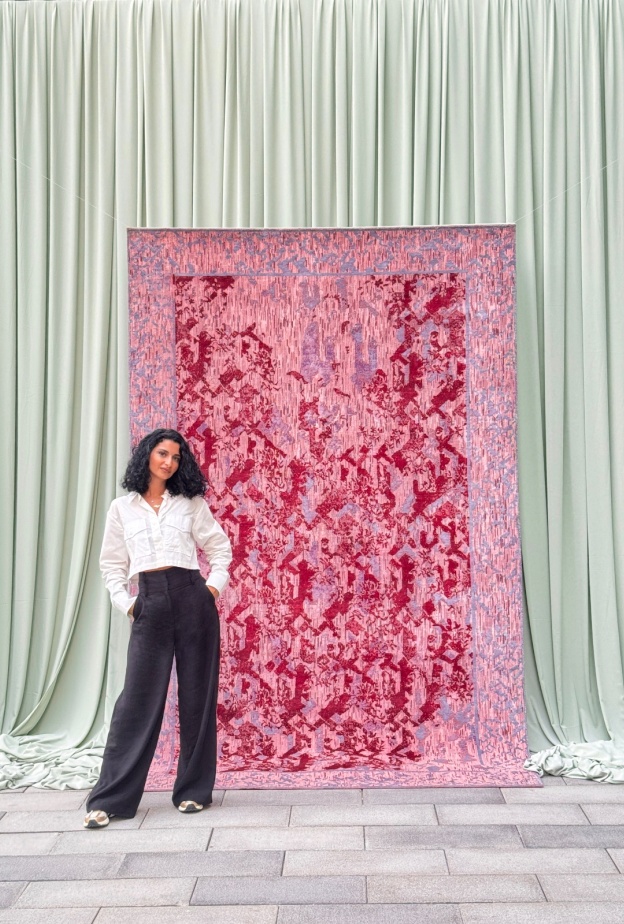 خاص لـ"هي": الفنانة أرين حسن ترسم الهوية الفلسطينية بالخيط... حين يصبح النسيج أداة للرؤية والذاكرة