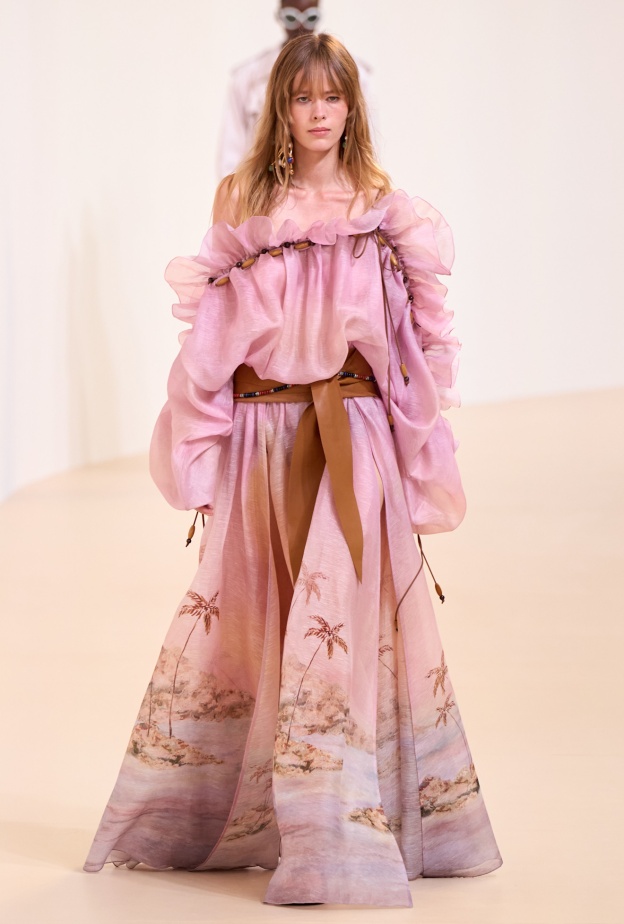 أجمل صيحات الموضة البارزة لحضور مهرجان كوتشيلا 2025