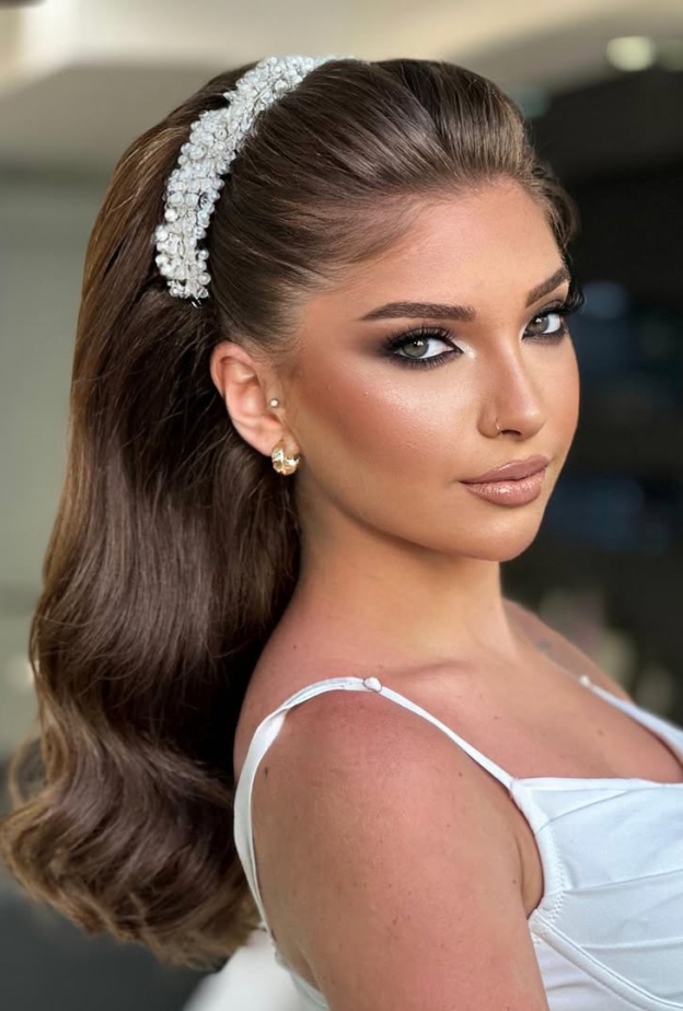 عروس ساحرة بكل الأعمار... جاك جرجس يكشف لـ "هي" حيل تطبيق المكياج لجمال متجدد