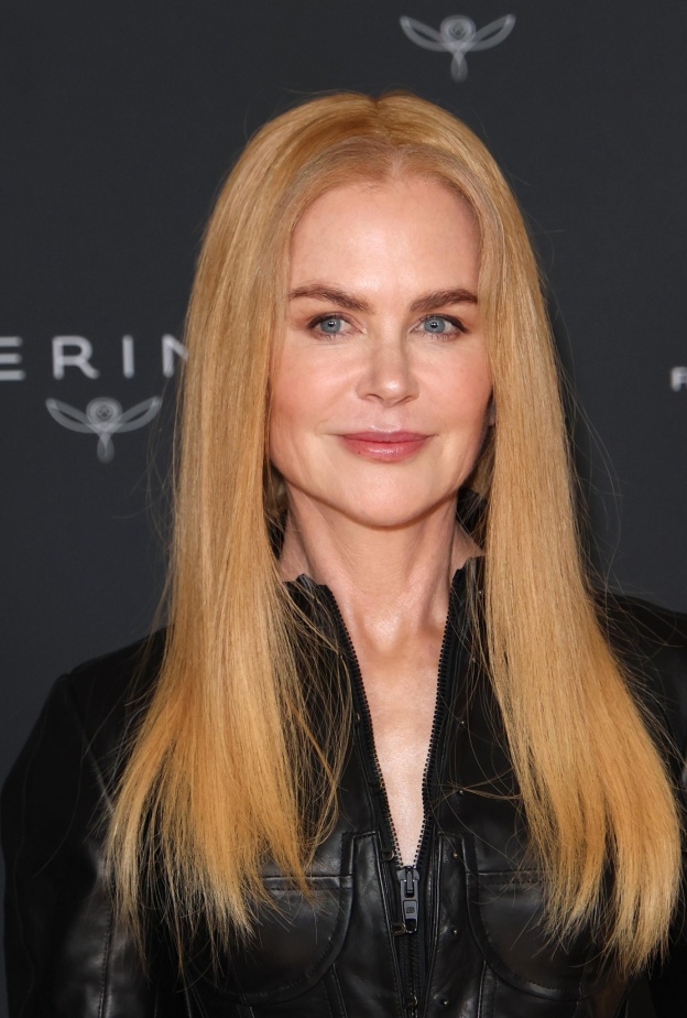 اطلالة Nicole Kidman برسمات المكياج البني