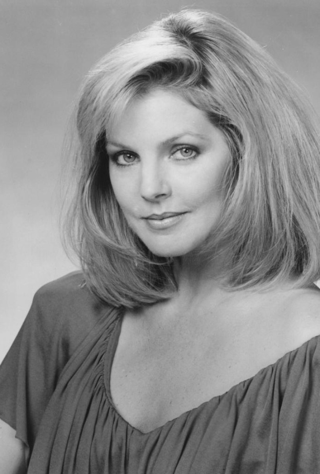 بريسيلا بريسلي Priscilla Presley