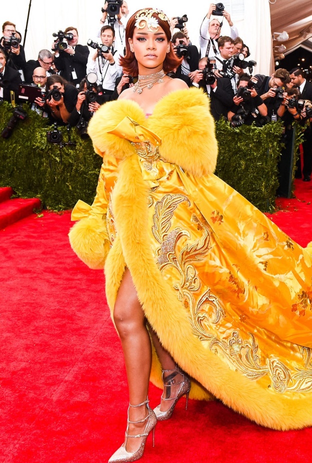 لحظات من الأناقة والتجدد طبعت هوية النجمات في حفل الـMet Gala عبر السنين
