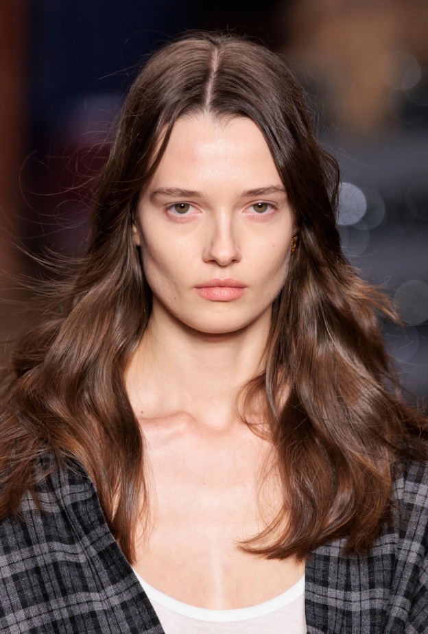 فوائد ورق الملفوف الاحمر للشعر وكيفية استعماله