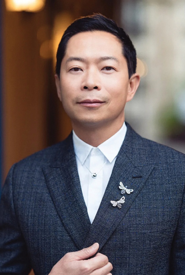 "تشارلز ليونغ" Charles Leung
