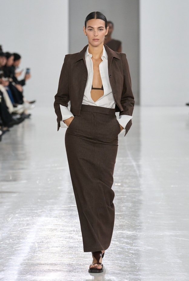 إطلالة من MAx MAra
