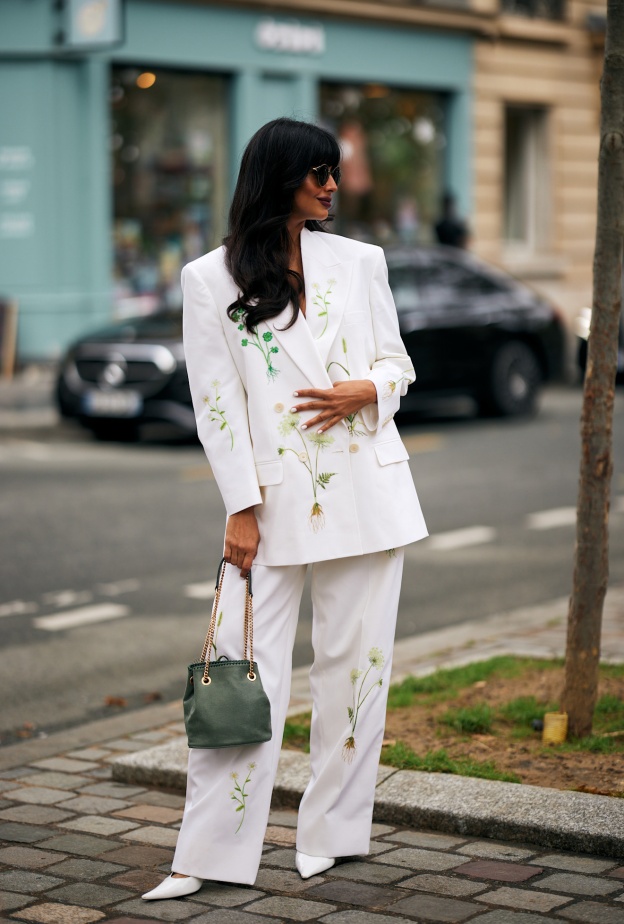 إطلالة من street style