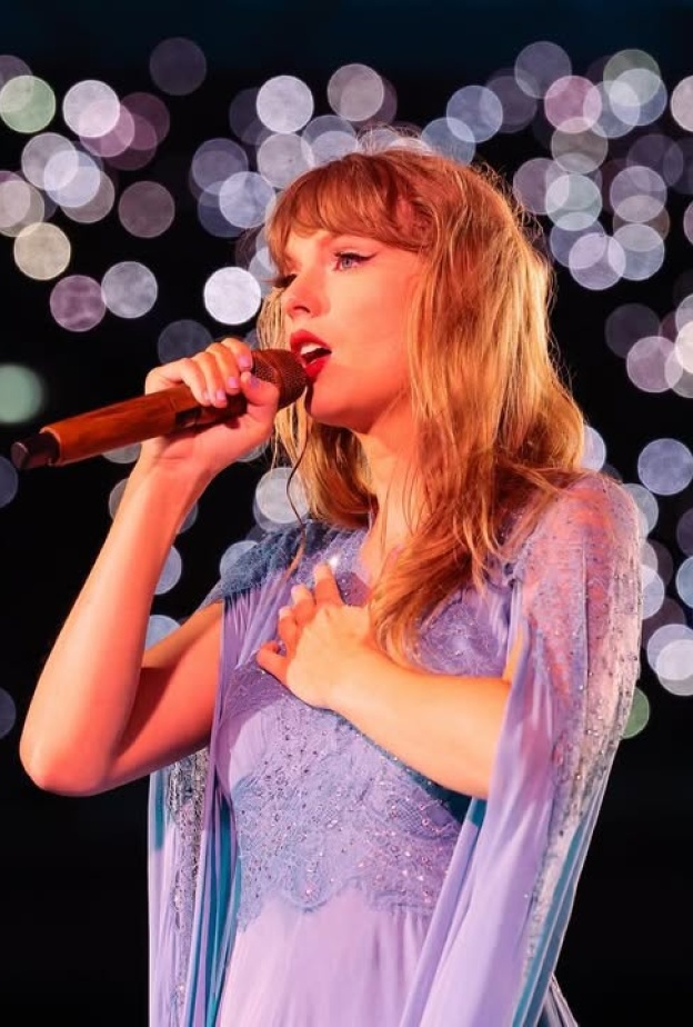 تايلور سويفت