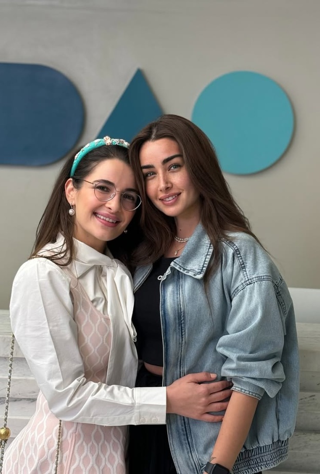 شام الذهبي وهنا الزاهد