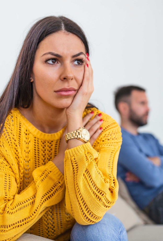 الزوجة النكدية تحتاج إلى فهم وعطف واحتواء