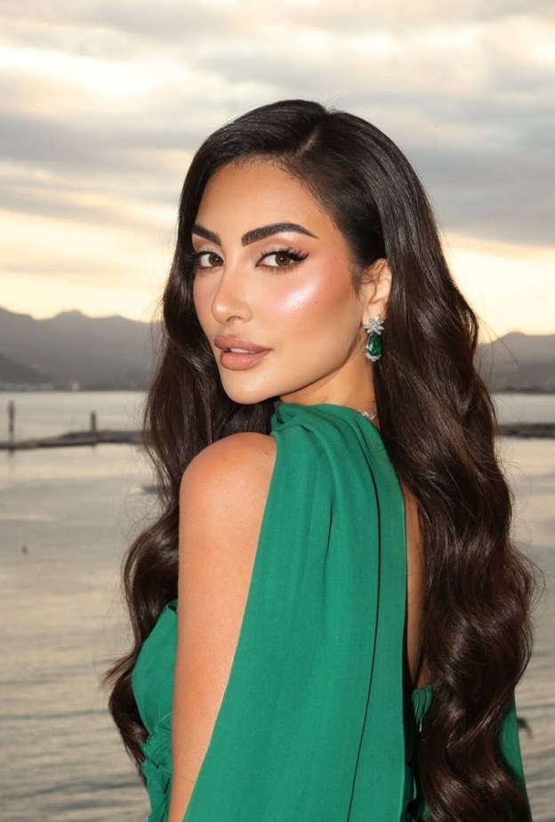 نور الغندور