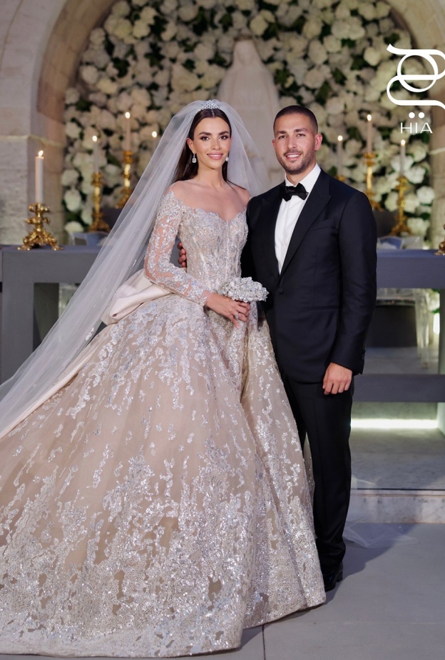 سيليو مع عروسته في يوم الزفاف