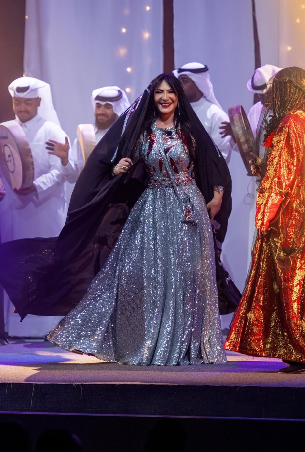 هدي حسين في عرض مسرحية الطقاقة نورة