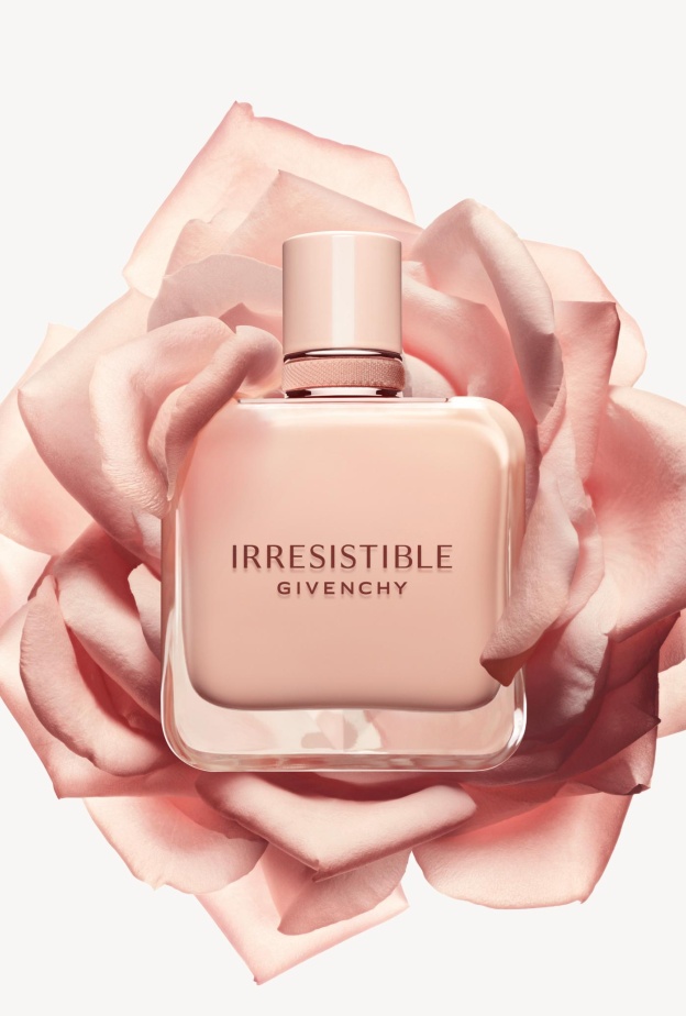 ماء العطر إرّيزيستيبل نيود فلفت Irresistible Eau de  Parfum Nude Velvet من دار جيفنشي Givenchy