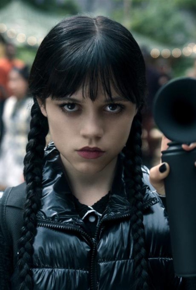 عودة وينزداي إلى "نيفرمور"