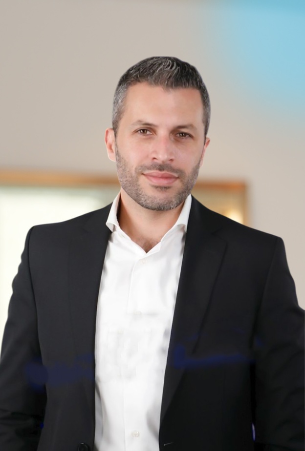 الدكتور جورج زيادة