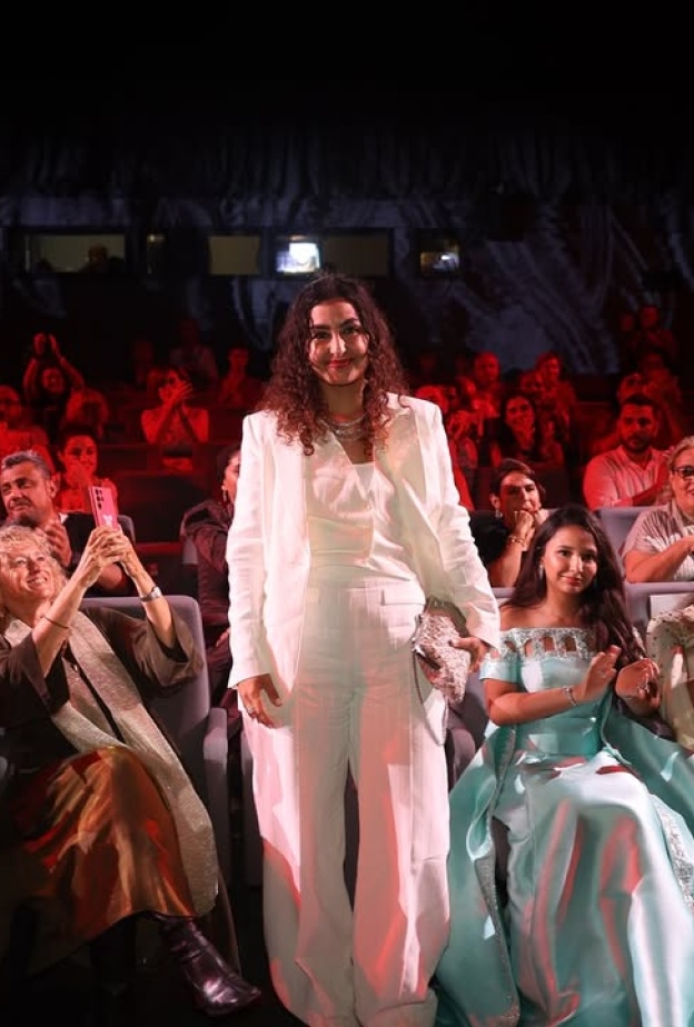 هجرة للمخرجة السعودية شهد أمين يلفت الأنظار في مهرجان البندقية السينمائي الدولي