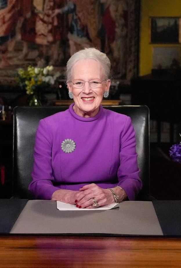 الملكة مارغريت تستعيد مسؤولية العرش في الدانمارك