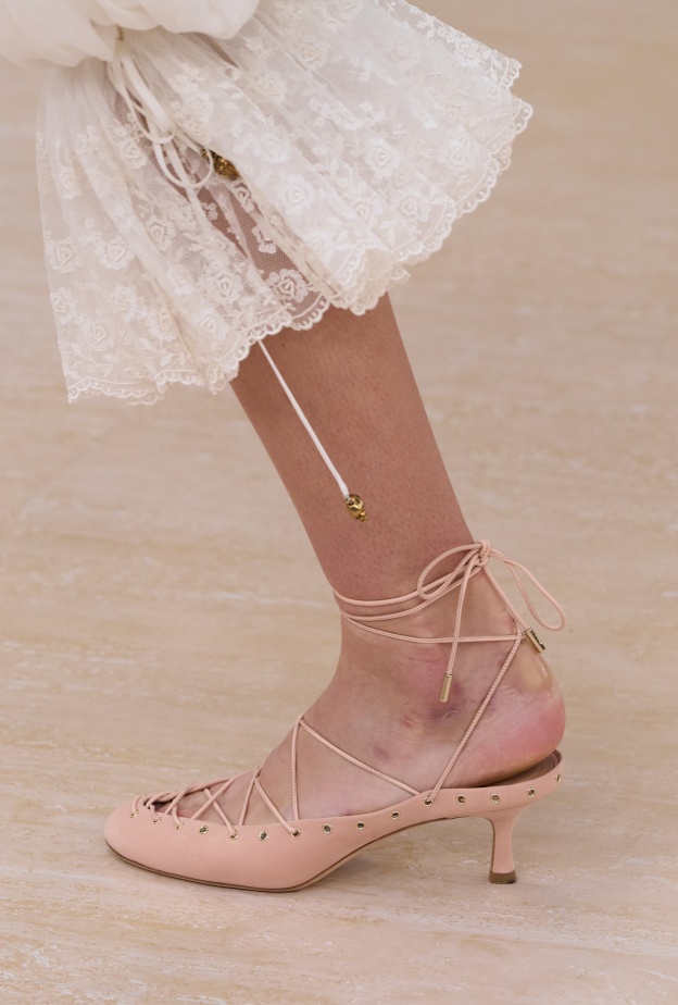 حذاء بكعب صغير من Chloe