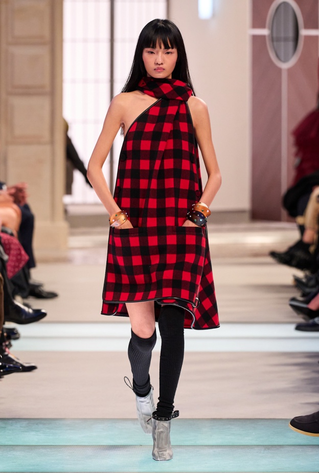 اطلالة من Louis Vuitton