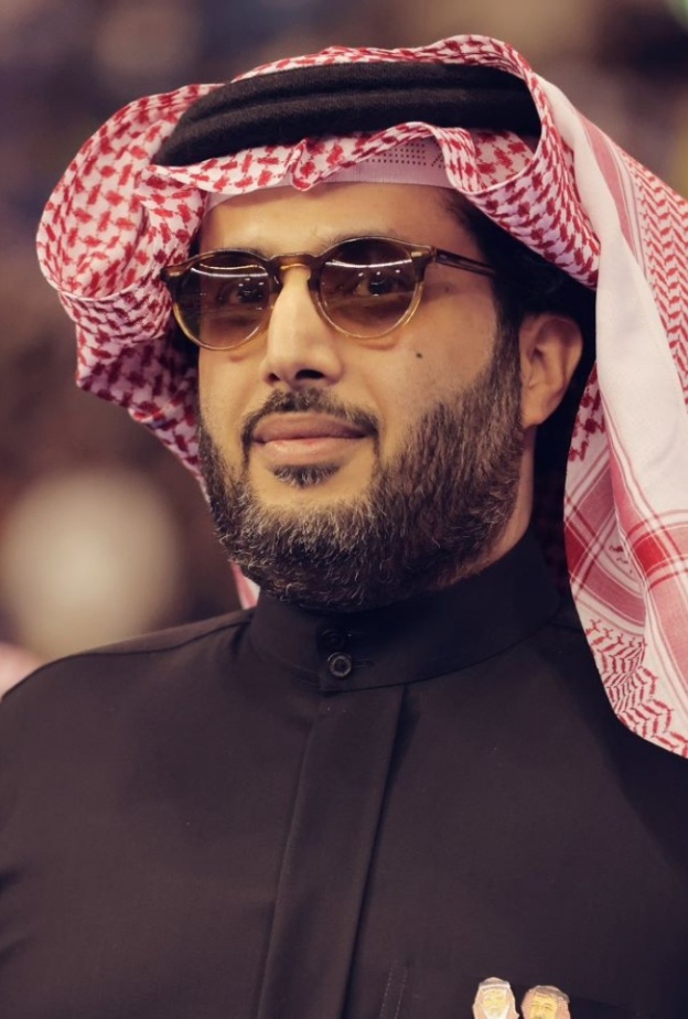 تركي آل الشيخ يطلق فيديو ترويجي عالمي لموسم الرياض 2025 بعنوان "تحدي عدم التفاعل" (Try Not To React)