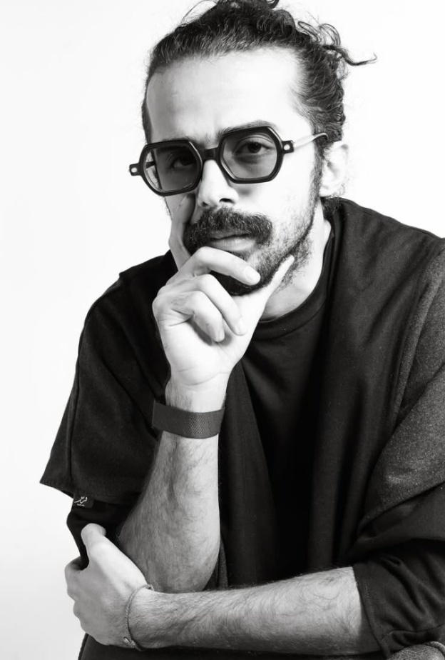 قرمز تتألق عالميا وتحصد جوائز مرموقة في  Design MasterPrize