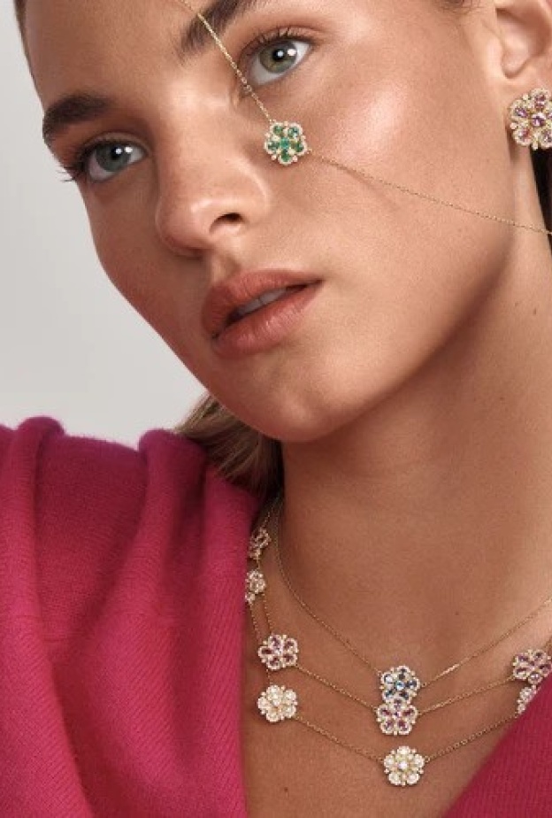 قلادة ياسمينة من Tanya Farah
