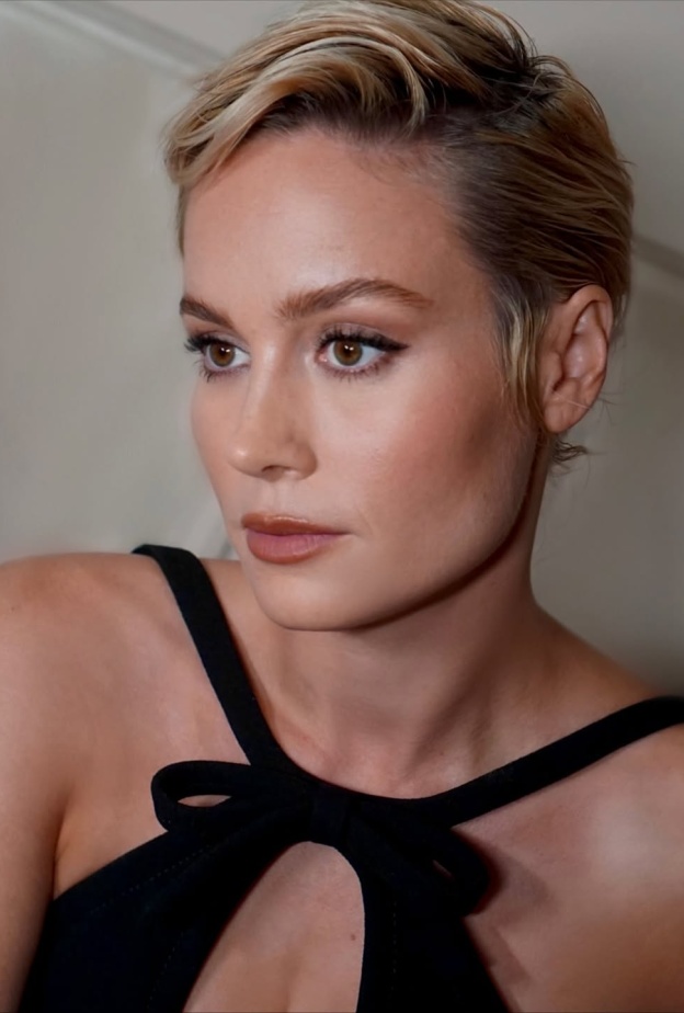 النجمة Brie Larson صورة من انستغرامها