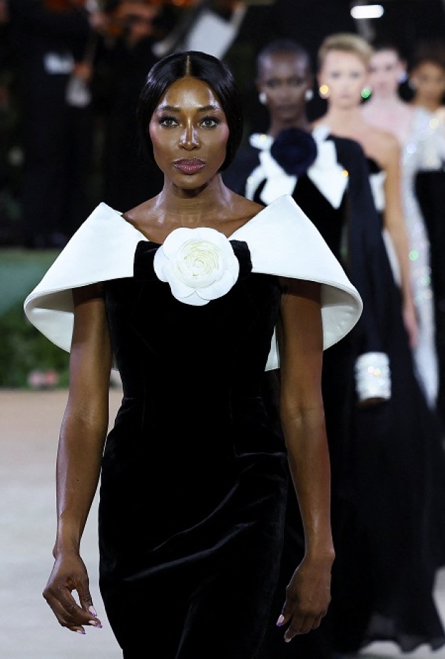 نعومي كامبل 