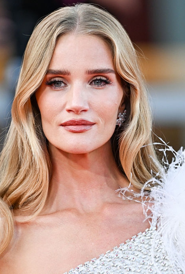 Rosie Huntington-Whiteley Venice