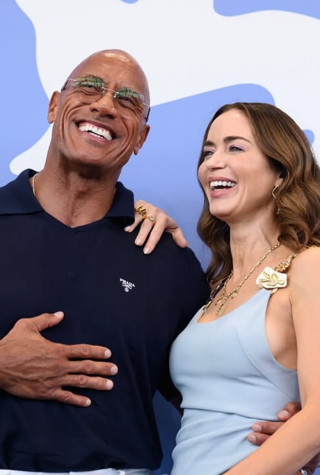 ذا روك وإيميلي بلانت في فينسيا السينمائي 2025