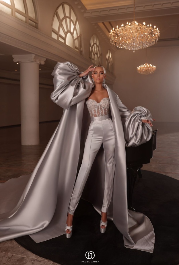 الكورسيه مع الكايب توقيع فضل جابر