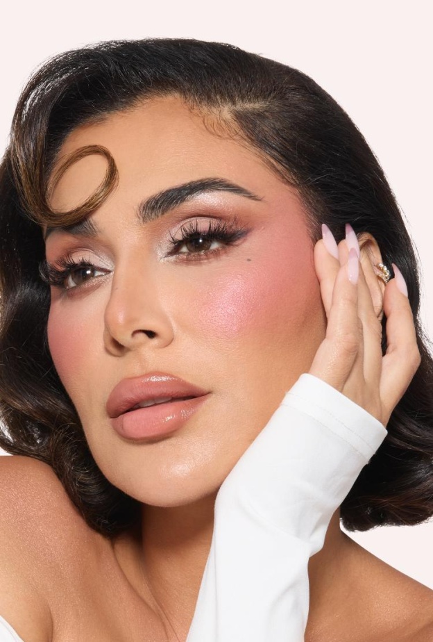 مكياج بشرة احترافي بمستحضرات من هدى بيوتي Huda Beauty