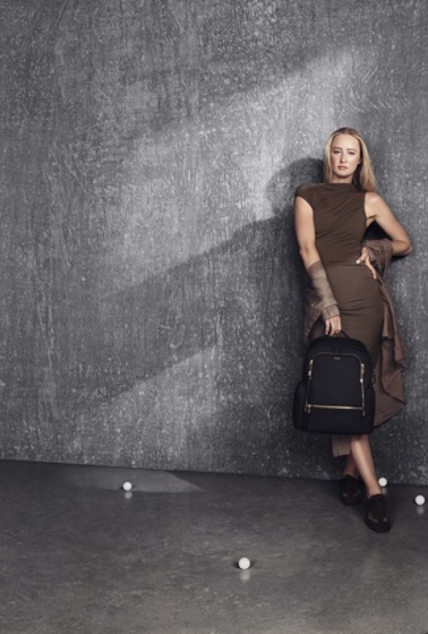 TUMI تطلق حملة "ICONS TESTED"