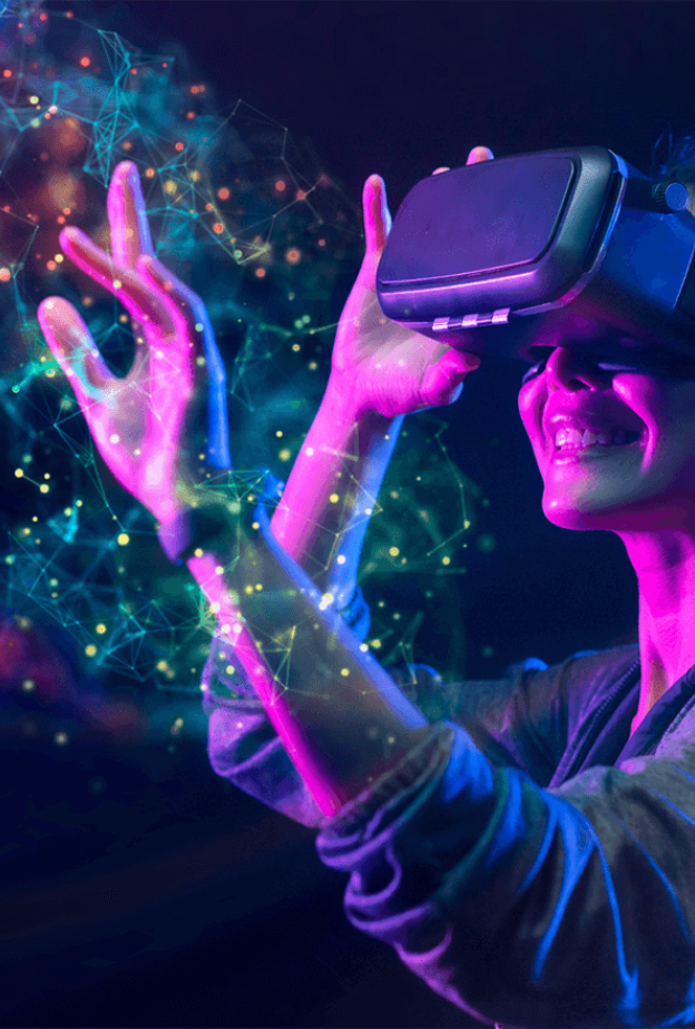 تقنيات الواقع المعزز (AR) والواقع الافتراضي (VR)